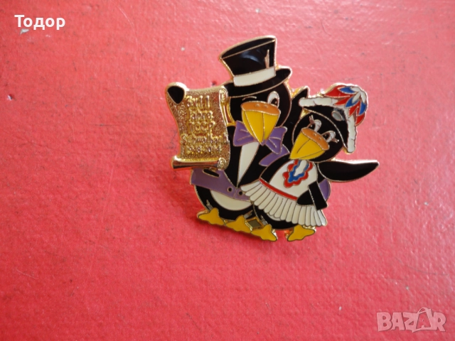 Голям бронзов знак значка с емайл  Pinguine 2, снимка 2 - Колекции - 52661572