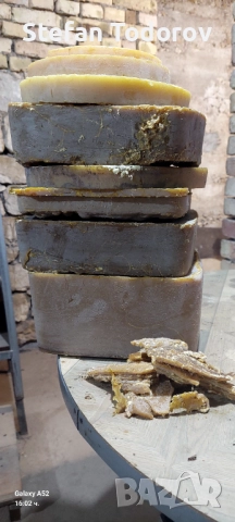 чист пчелен восък