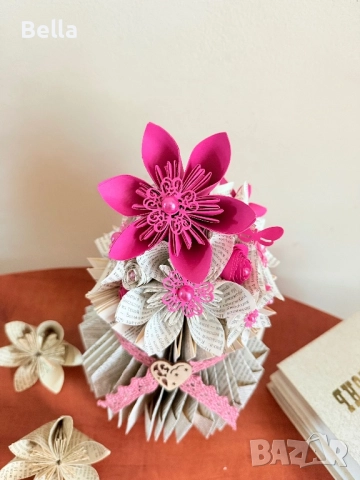 ваза с цветя, хартиено изкуство, снимка 4 - Вази - 52443232