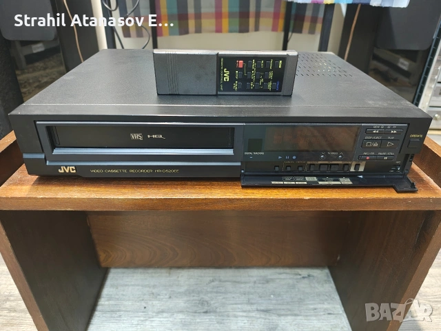 JVC HR-D520EE VHS Рекордер, снимка 4 - Плейъри, домашно кино, прожектори - 53598565