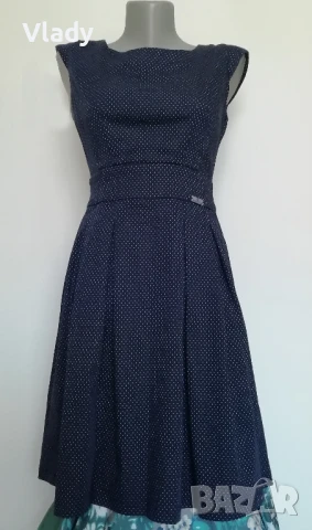 Елегантна дизайнерска рокля за лятото размер S