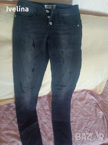 Дамски дънки различни видове XС, С, снимка 15 - Дънки - 53530772