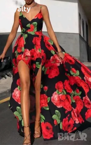 Дълга ефектна рокля с макове