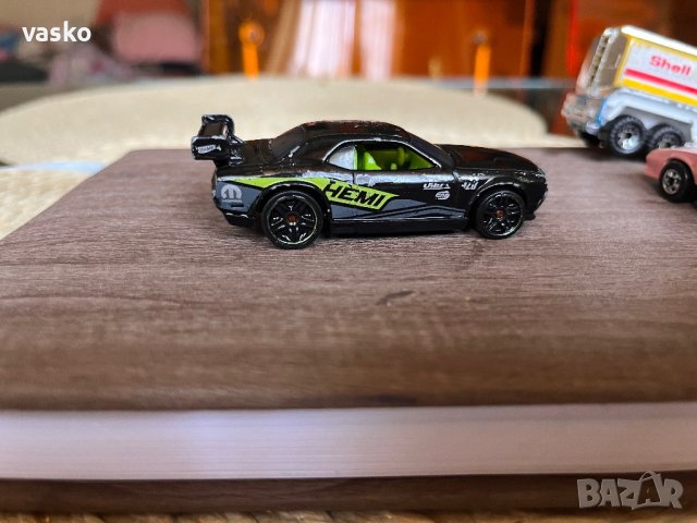 Hotwheels 2010-DODGE, снимка 2 - Колекции - 42288484
