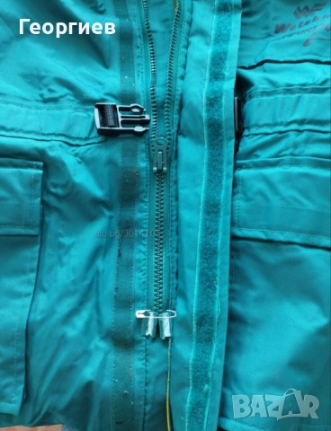 Дъждобран,Яке дъждобран,Ръкавици велур,Вълнени одеала и плат с размери  3.20/0.60 см.Черно кадифе., снимка 16 - Други стоки за дома - 37226885