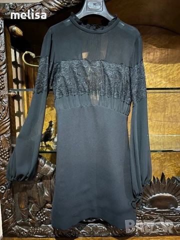 Mango рокля с дантела