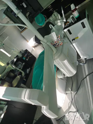 Продавам стоматологичен юнит, снимка 2 - Медицински, стоматологични - 49879233