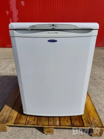 малък хладилник hotpoint