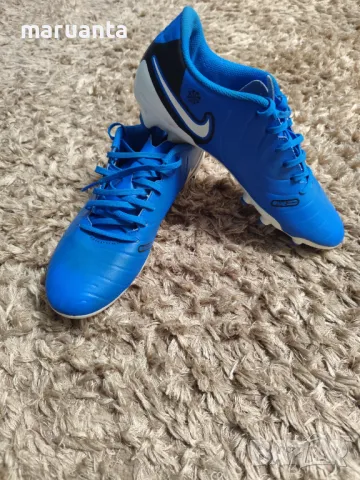 Nike Футболни обувки Tiempo Legend 10 Club, UK 9,5, 44,5 номер, снимка 1