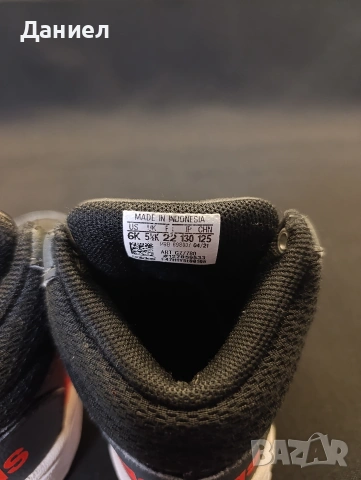 Бебешки маратонки Adidas , снимка 4 - Бебешки обувки - 53387657