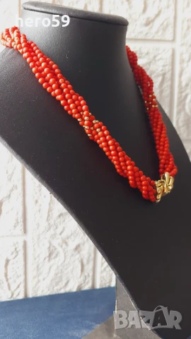 Златна стара огърлица-колие с натурални корали и златна закопчалка и златни топчета-90 бр.Злато 18к , снимка 3 - Колиета, медальони, синджири - 50662351