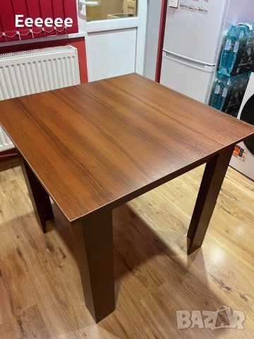 Трапезна маса 80х80