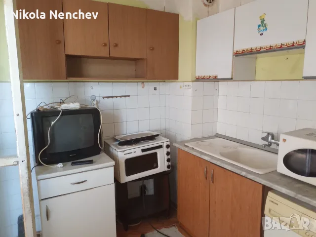 Продавам гарсониера в квартал Добруджа на град Шумен , снимка 4 - Апартаменти - 55795792