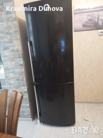 Хладилник с долна част фризер, снимка 4 - Хладилници - 53474149