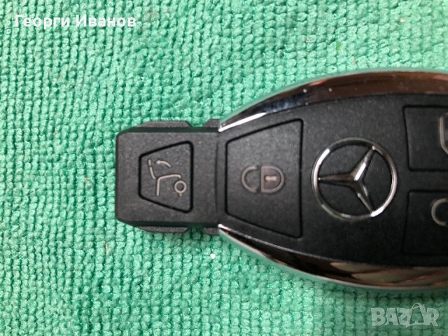 Mercedes Benz ключ рибка , метален, никел. 4 копчета, снимка 1 - Части - 40085446