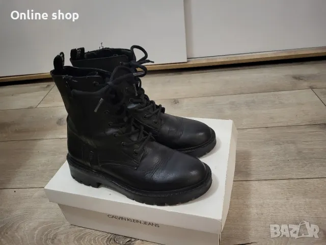 боти с връзки Calvin Klein, снимка 7 - Дамски боти - 43661140
