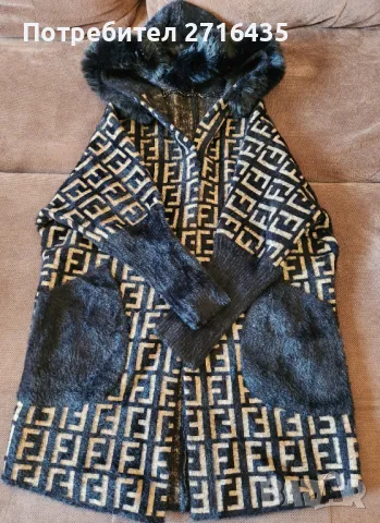 Продавам кашмирена жилетка, снимка 1