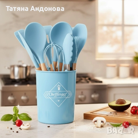Комплект 12 части кухненски прибори със стойка Cheffinger- силиконови накрайници , дървени дръжки  