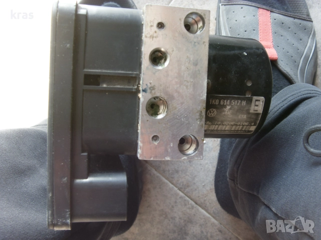 Странични аербеци /пердета/ и др. части за Голф5, снимка 12 - Части - 50121779