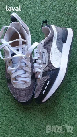 Оригинални маратонки Puma, снимка 3 - Маратонки - 55758335