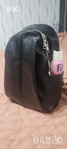 Черна дамска кожена раница , снимка 9 - Раници - 49005884