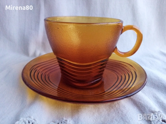 Винтидж дуралекс за чай - Франция !, снимка 2 - Сервизи - 53740041