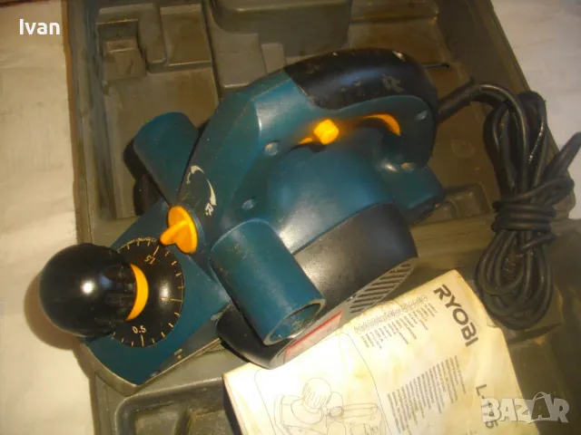 ЗА ЧАСТИ ЗА РЕМОНТ RYOBI L175 ЕЛЕКТРИЧЕСКО РЕНДЕ ХОБЕЛ 750 ВАТА/82мм НОЖОВЕ/0-2мм СТРУЖУВАНЕ С КУФАР, снимка 16 - Други инструменти - 48401565