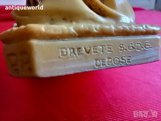 Стара Френска Статуетка Коленичещата Дева 1960те , снимка 6 - Антикварни и старинни предмети - 48527850