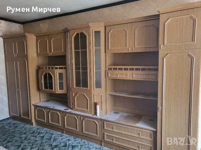 Продавам , снимка 2 - Секции и витрини - 49805874