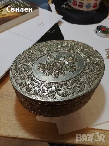 Стара кутия за бижута , снимка 6 - Антикварни и старинни предмети - 47425885