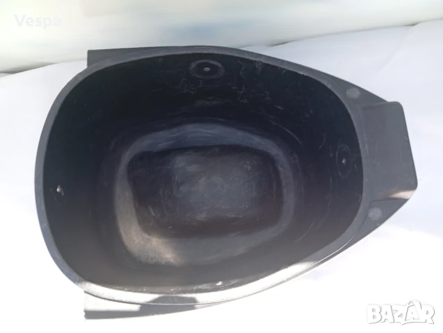 656246 Piaggio Vespa LX50 кош за каска, снимка 3 - Части - 51318251
