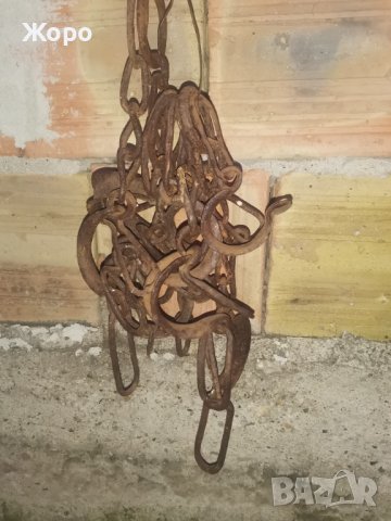 Старинни ковани  букаи-белезници