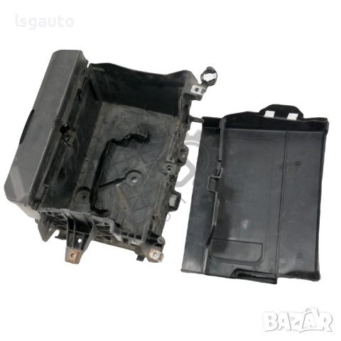 Акумулаторна кутия Renault Megane III 2008-2016 ID:149868, снимка 2 - Части - 51818259