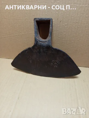 Соц Стара Ръчно Кована Мотика 0.900 кг. Номер 3., снимка 2 - Антикварни и старинни предмети - 49261909