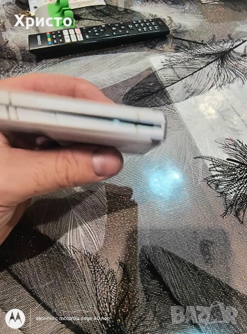 Motorola RAZR 40, снимка 8 - Motorola - 53433287