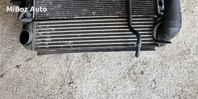 Интеркулер Рейндж Роувър Range Land Rover L322, снимка 2 - Части - 51047824