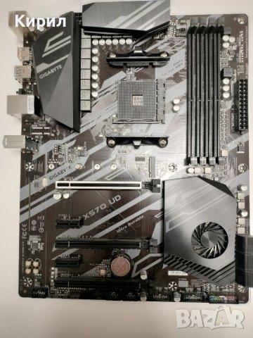 Продавам Gigabyte X570 UD, снимка 1 - Дънни платки - 41169878