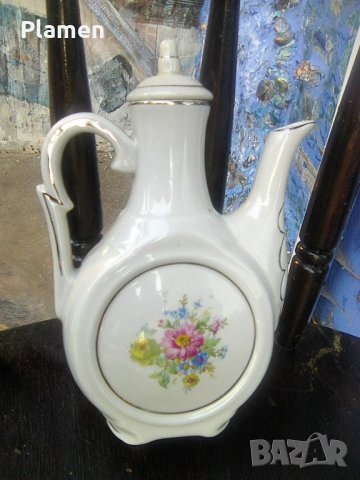 Стара порцеланова българска каничка на завод Китка Нови пазар, снимка 1
