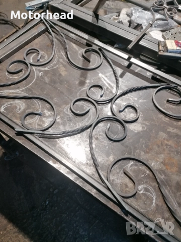 Изработена на пана от ковано желязо