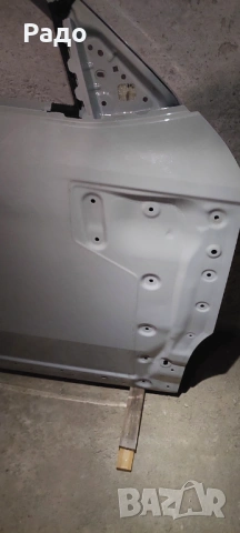 Дясна врата и лайсни с вежда Дчия Дъстър 2025, снимка 3 - Части - 53791808