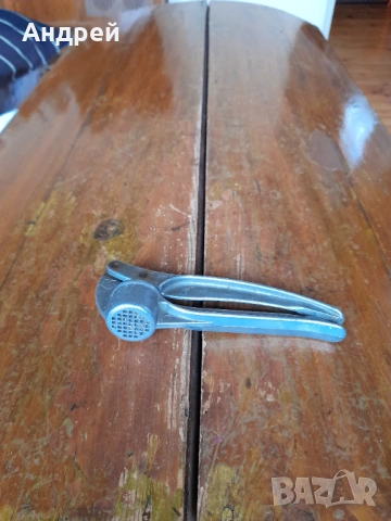 Стара алуминиева преса за чесън #26