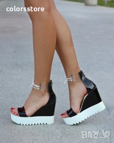 Сандали на платформа - черен лак


