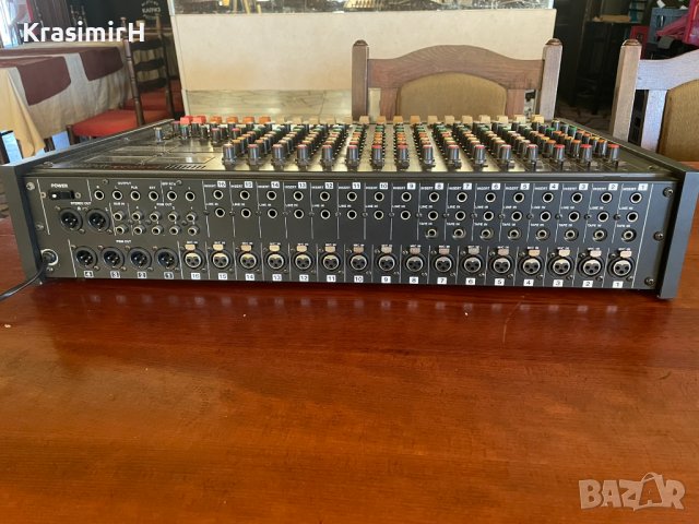 Tascam M-216, снимка 3 - Ресийвъри, усилватели, смесителни пултове - 41887253
