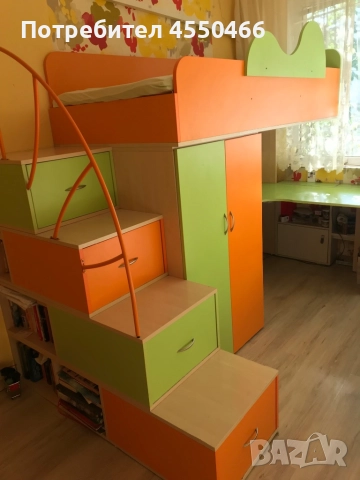 Детска стая , снимка 2 - Мебели за детската стая - 51630288