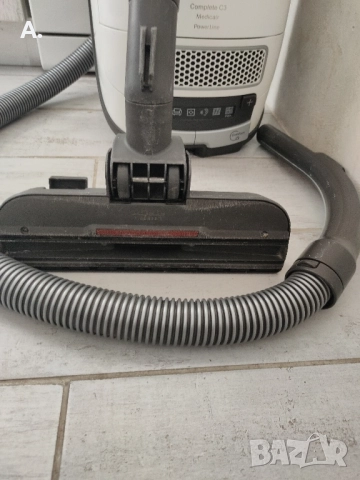 продавам прахосмукачка Миеле., снимка 7 - Прахосмукачки - 52398802