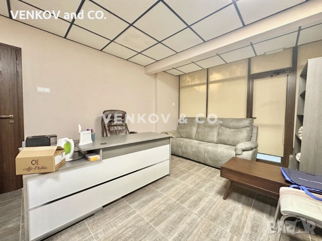 М/У УЛ. МАКГАХАН И 24-ТО СУ! С ДВА ВХОДА И ВЪЗМОЖНОСТ ЗА РАЗДЕЛЯНЕ НА ДВА ОФИСА! С ЛИЦЕ КЪМ УЛИЦА! П, снимка 4 - Офиси - 53247444