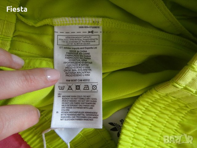 Adidas нови, оригинални, къси, спортни панталони Адидас в жълто-зелен неонов цвят, снимка 11 - Къси панталони и бермуди - 41331667