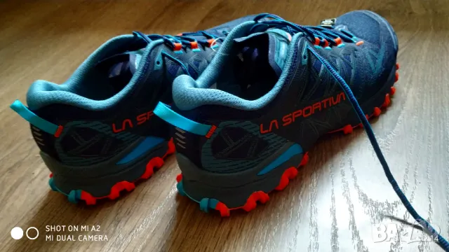 La Sportiva Bushido 3 Wide Deep Sea/Cherry Tomato , снимка 3 - Маратонки - 47258352