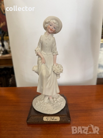 Френска женска фигура на момиче - Auro Belcari. №7384