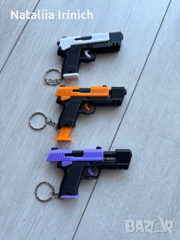 Ключодържател „Пистолет“ – уникален аксесоар, снимка 2 - Други услуги - 53525683